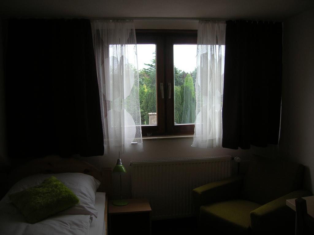 Neuss-Nord Hotel Exterior foto
